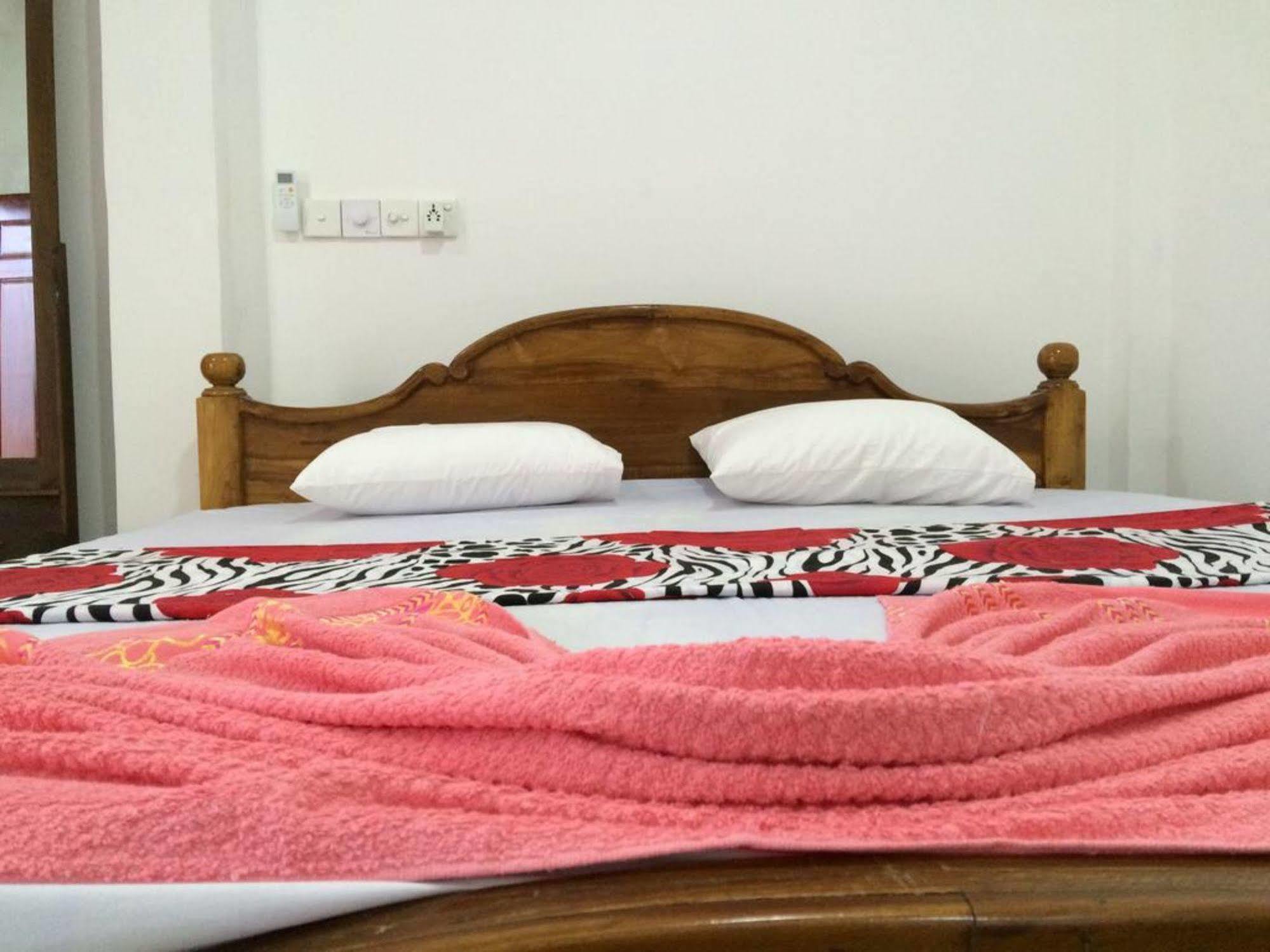 Sun Rest Mirissa Hotel Banduramulla Eksteriør billede